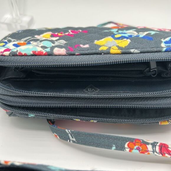 Vera Bradley "Hope Blooms" all-in-one RFID cross body - Picture 5 of 7